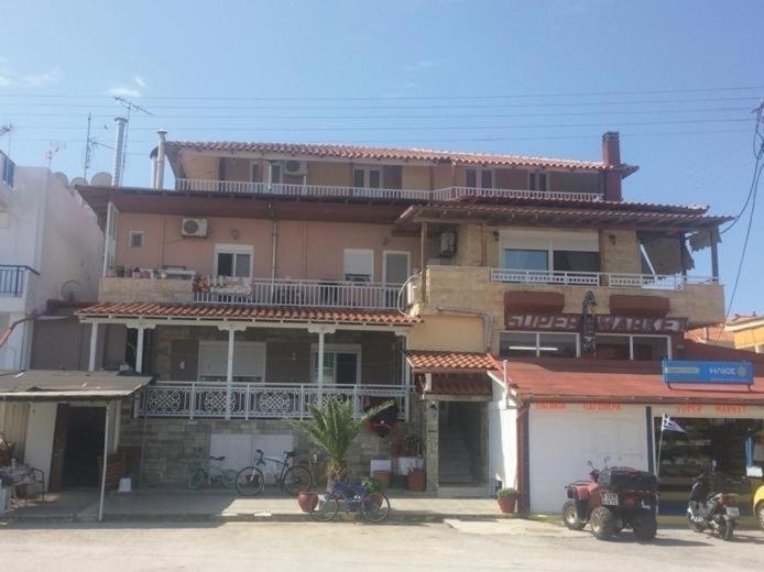 Dora Sarti Hotel Exterior foto
